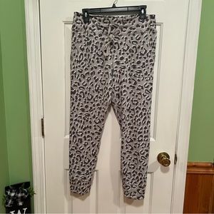 NWOT Aerie Leopard Legging